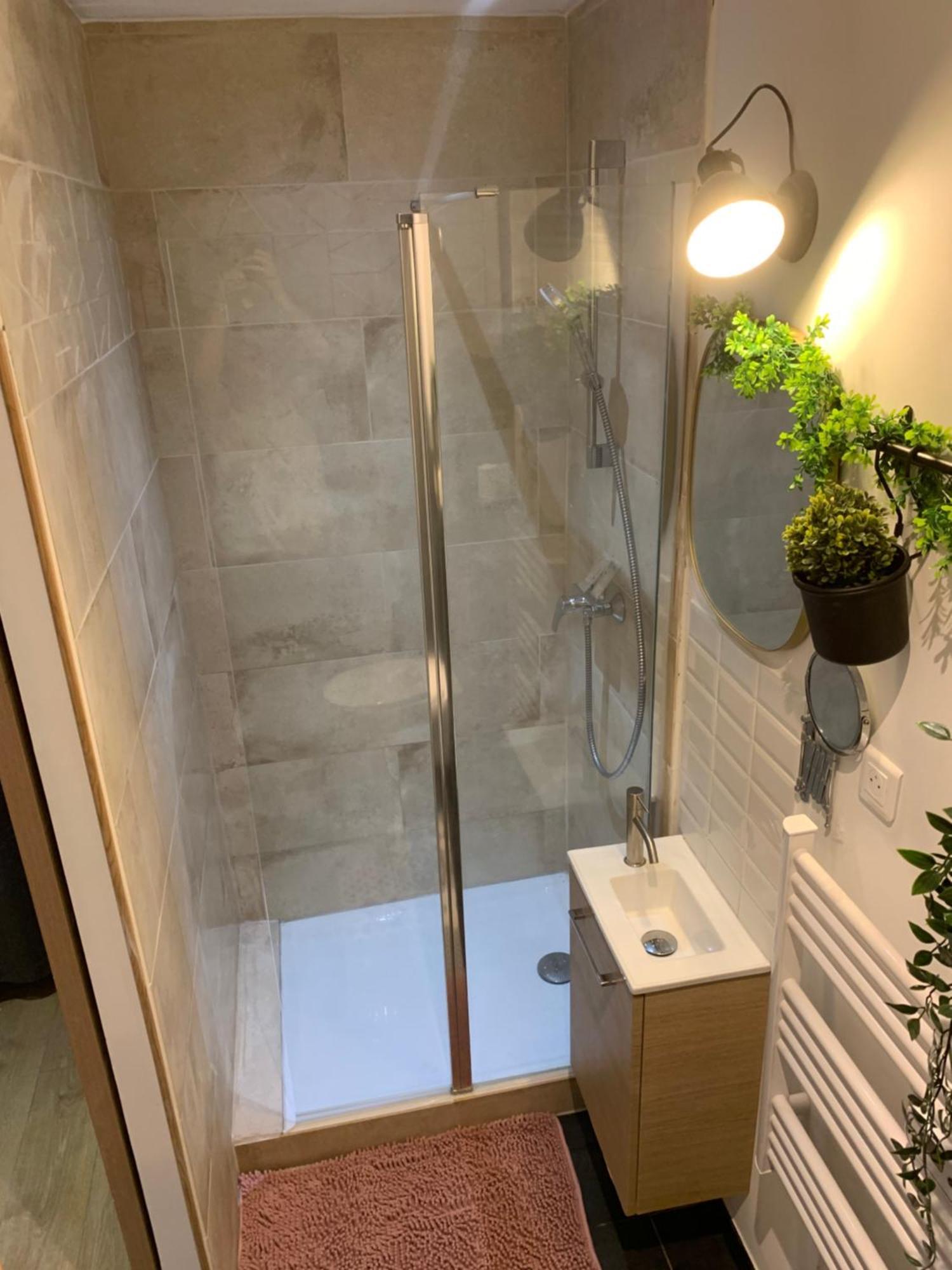 Velours & Balneo Apartment Saint-Nazaire  Luaran gambar