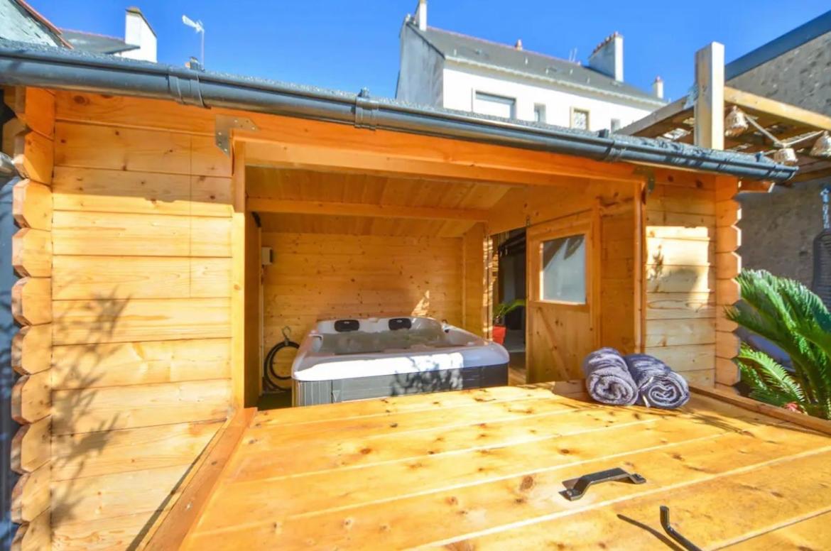 Velours & Balneo Apartment Saint-Nazaire  Luaran gambar